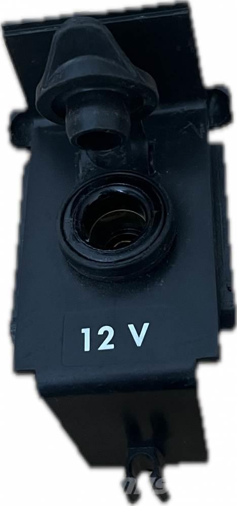 DAF ZÁSUVKA Transportas - Kita