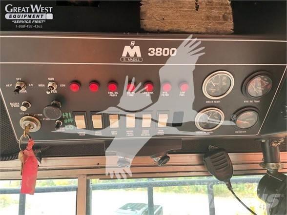 Madill 3800 Strėliniai krautuvai