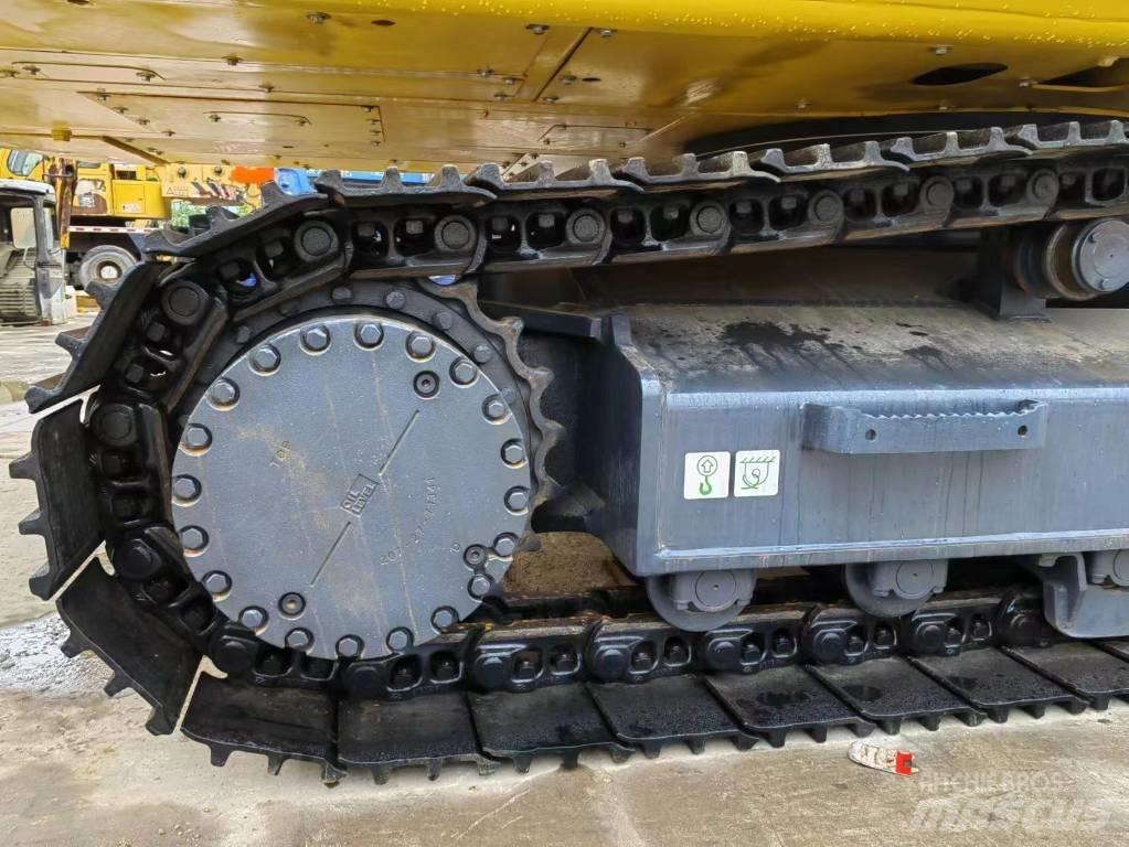 Komatsu PC 300-8 Vikšriniai ekskavatoriai