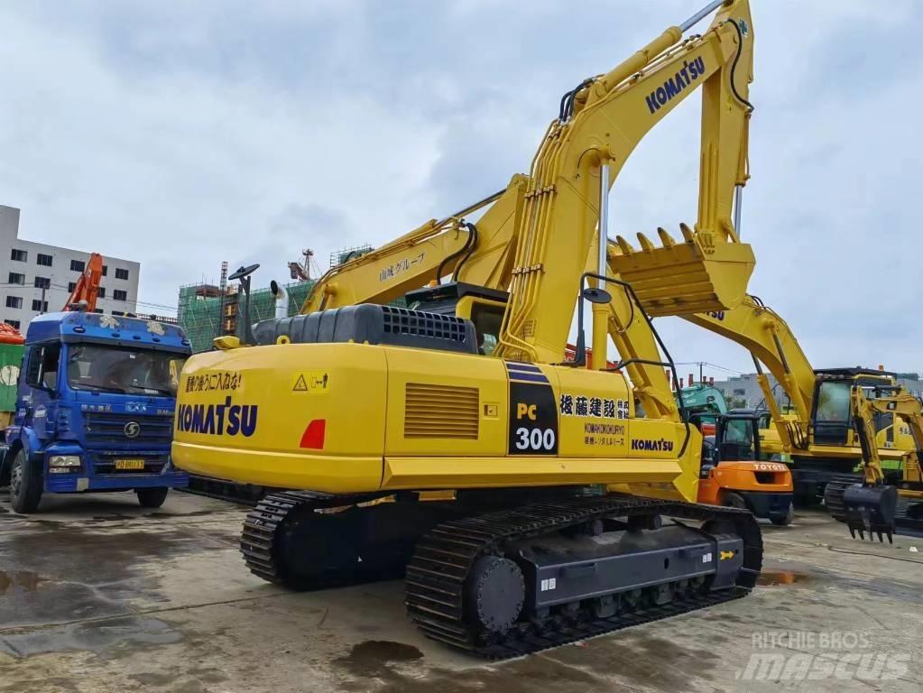 Komatsu PC 300-8 Vikšriniai ekskavatoriai