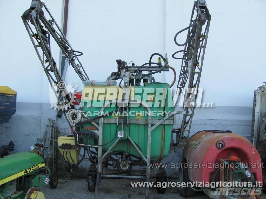  RICOSMA DPR 800 Įmontuoti purkštuvai