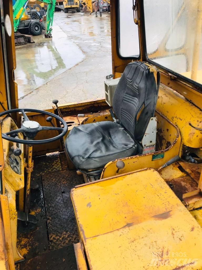 CAT 944 Naudoti ratiniai krautuvai