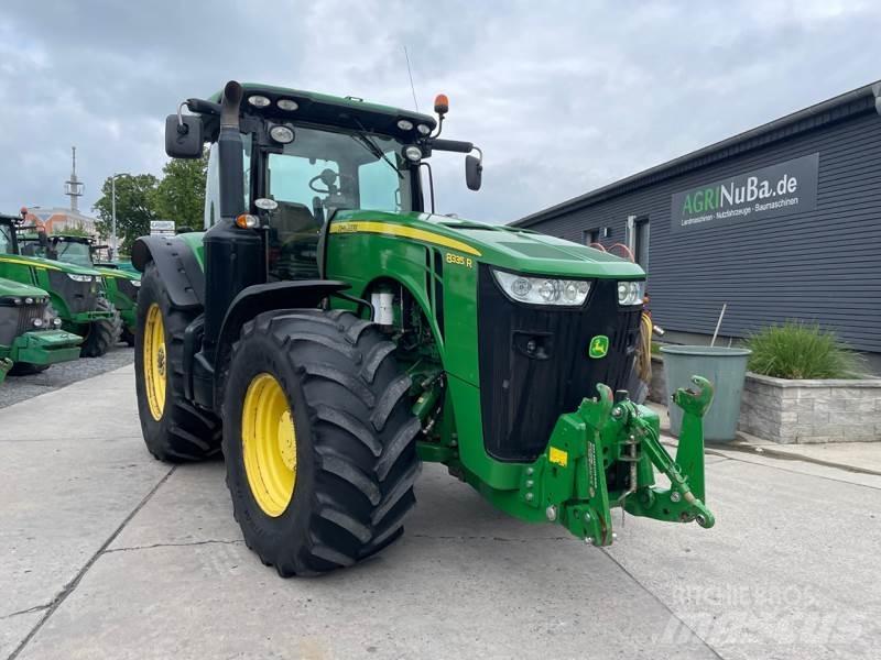 John Deere 8335 r Traktoriai