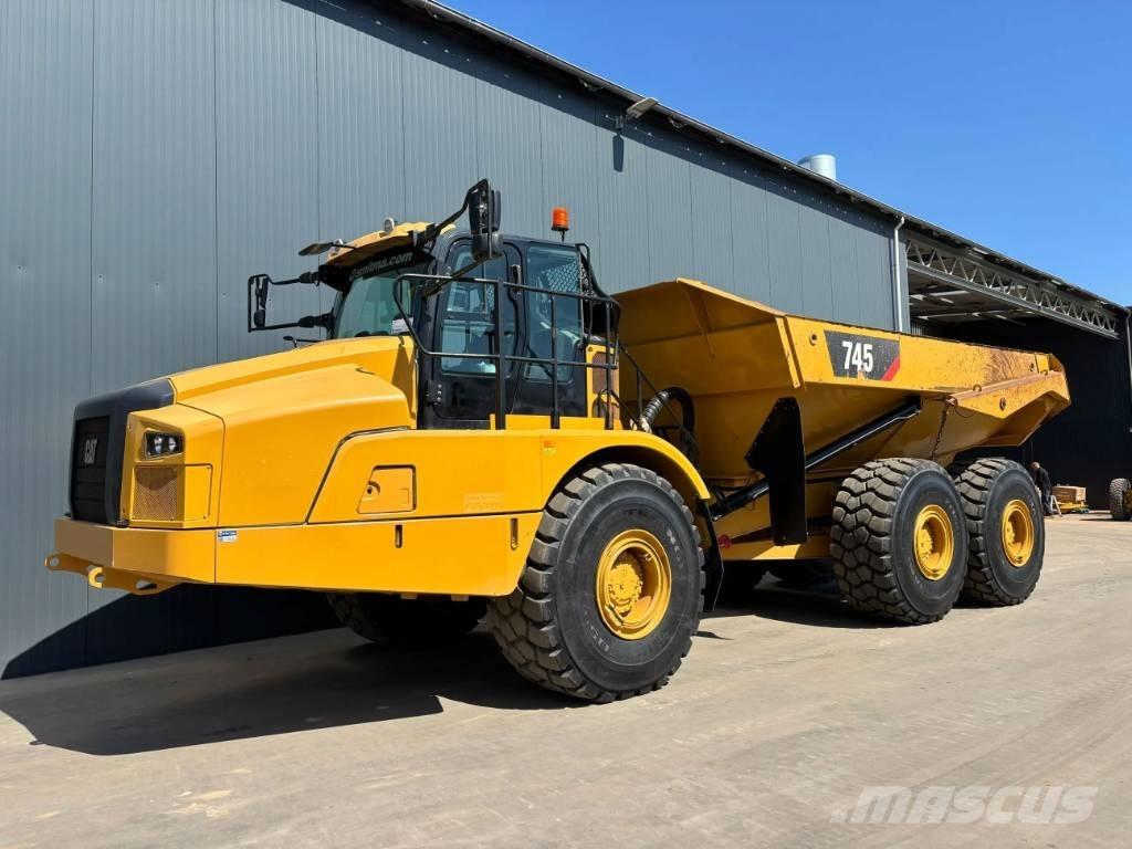 CAT 745 04A Karjeriniai savivarčiai