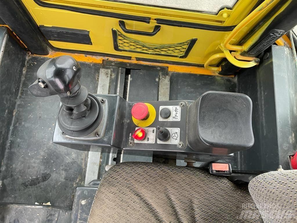Bomag BW 170 AD Porinių būgnų volai