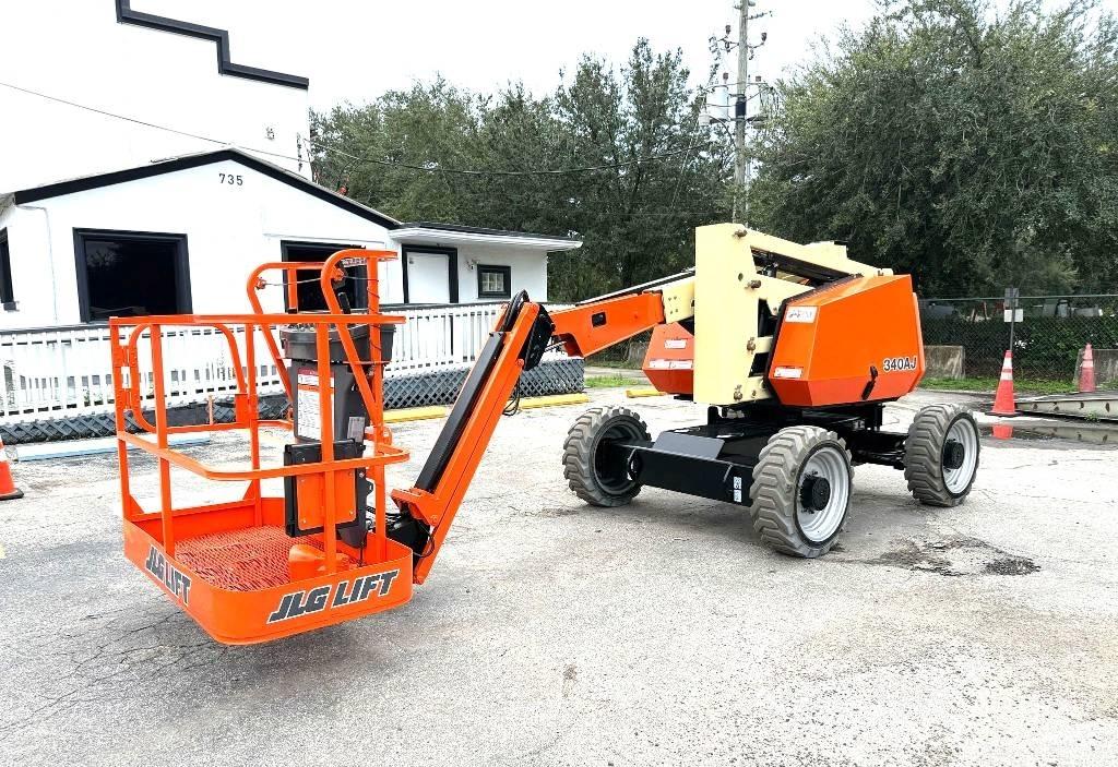 JLG 340 AJ Alkūniniai keltuvai