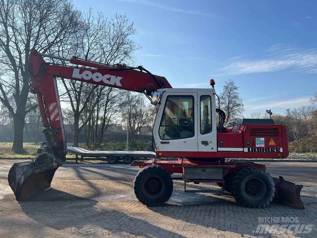 Liebherr 902 Ratiniai ekskavatoriai