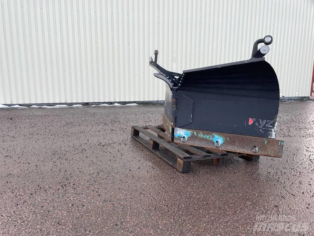XYZ Vikplog 1750 Sniego peiliai ir valytuvai