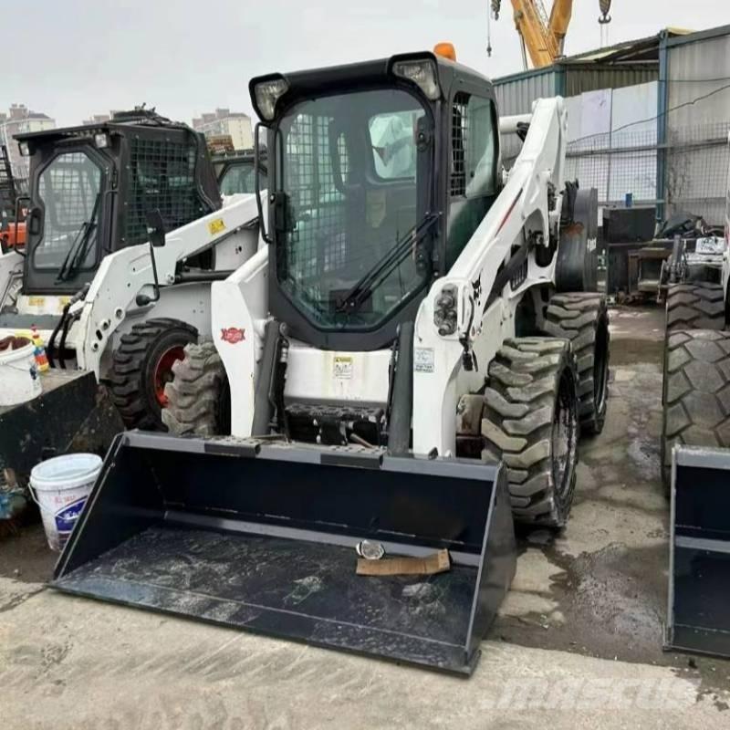 Bobcat S 750 Krautuvai su šoniniu pasukimu