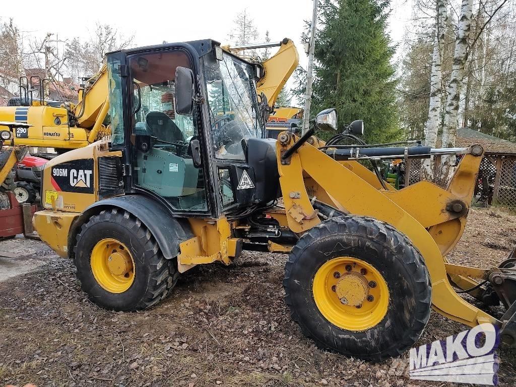 CAT 906 M Naudoti ratiniai krautuvai