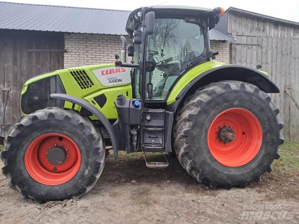 CLAAS Axion 850 Traktoriai