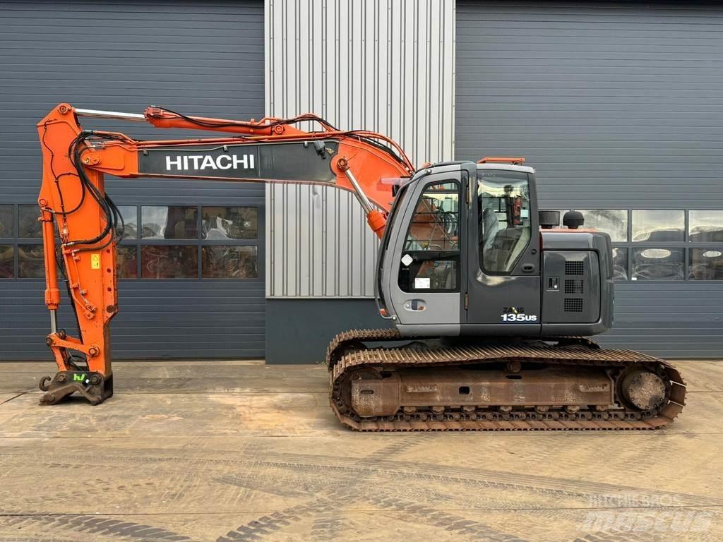 Hitachi ZX135US Vikšriniai ekskavatoriai