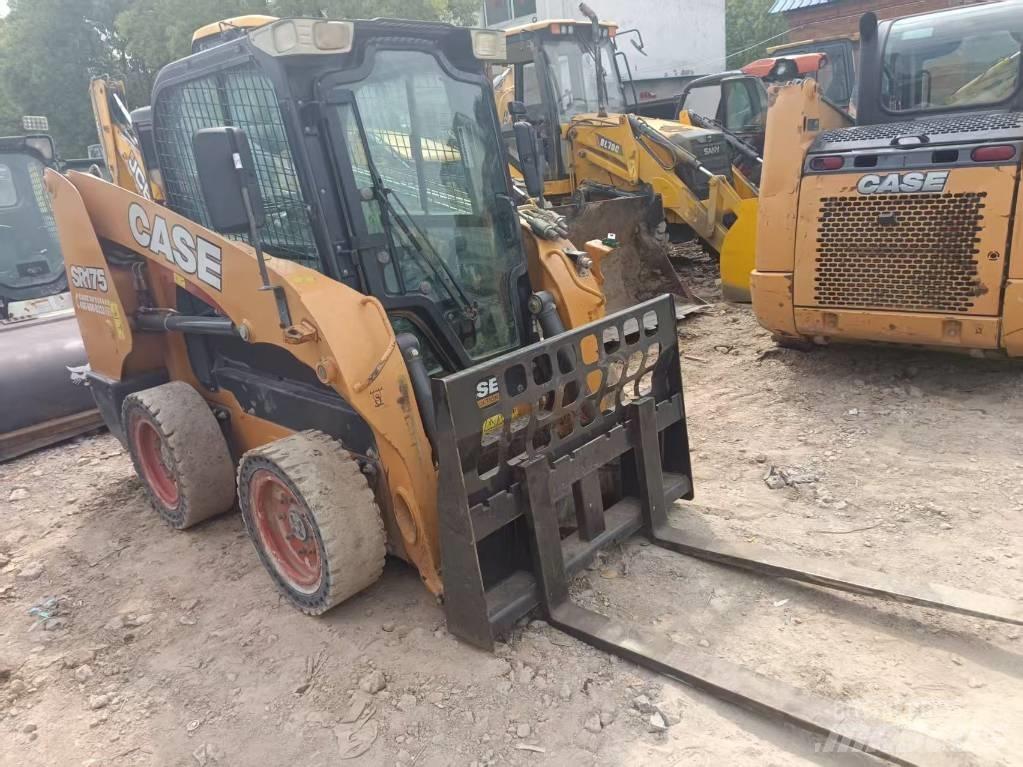CASE SR175 Krautuvai su šoniniu pasukimu