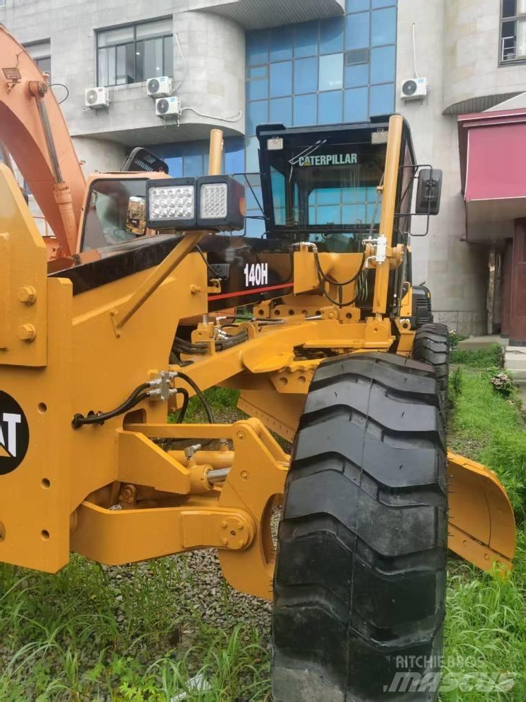 CAT 140 H Ekskavatoriniai krautuvai