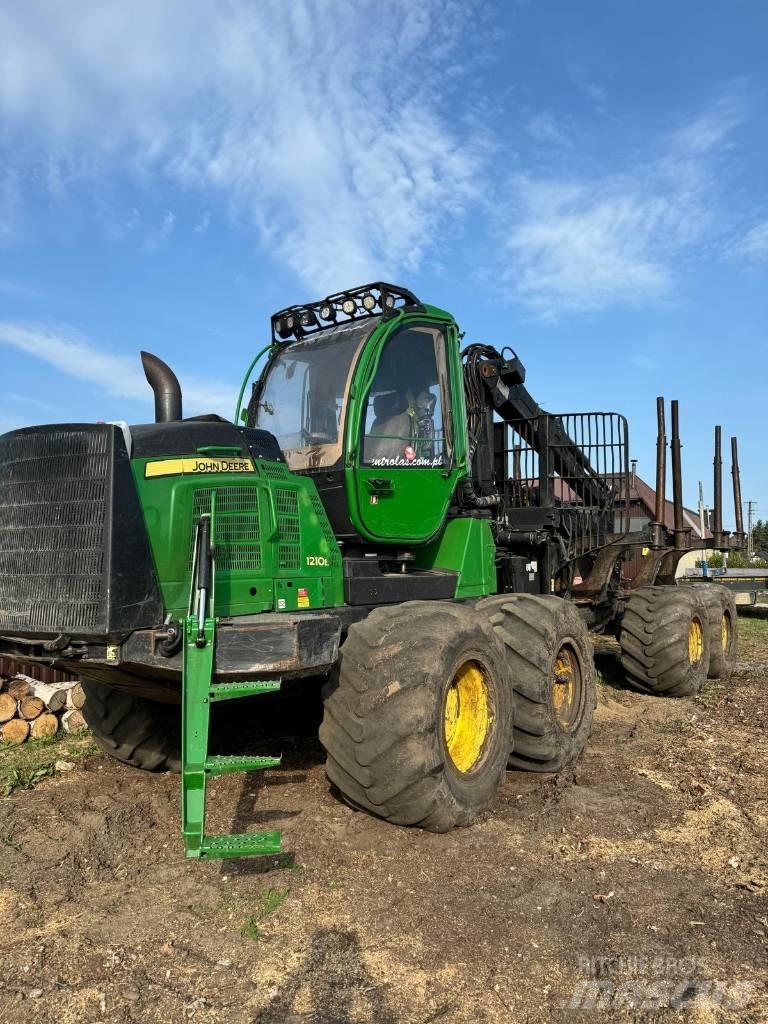 John Deere 1210E Naudoti miškovežiai (Forvarderiai)