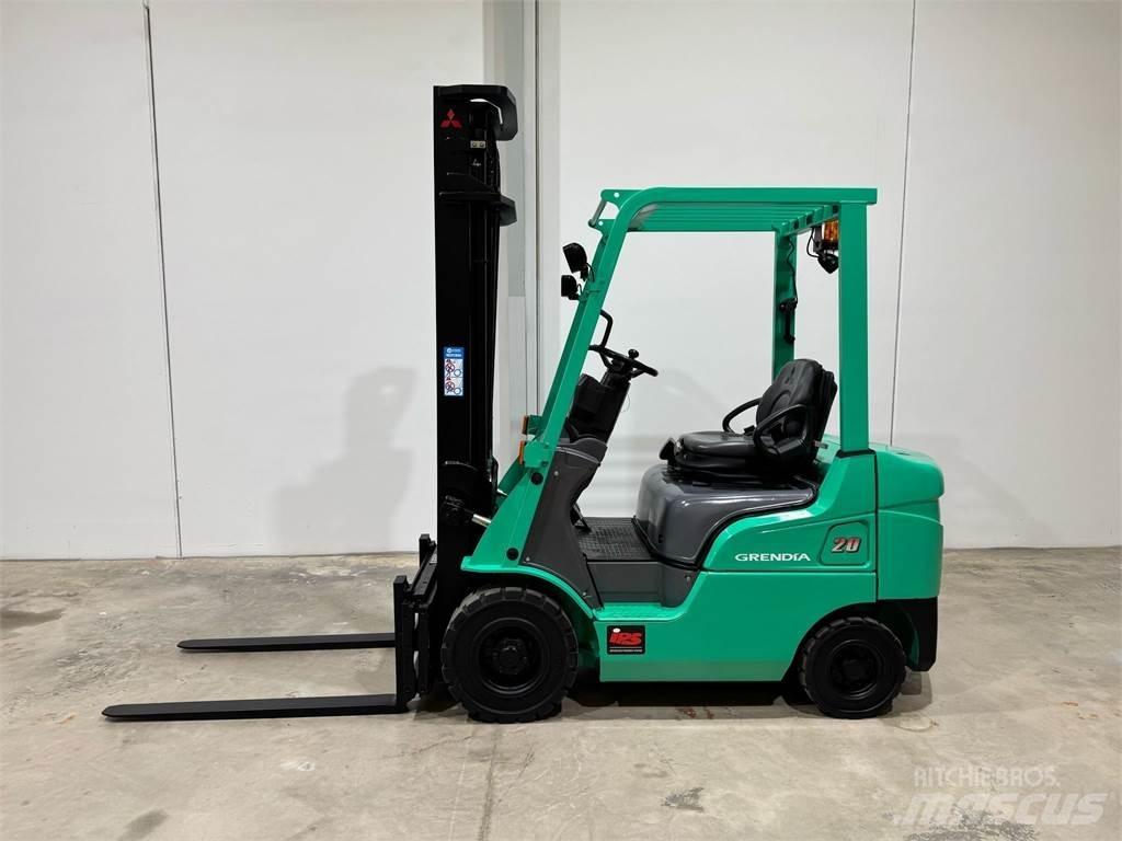 Mitsubishi FD20NT Dyzeliniai krautuvai