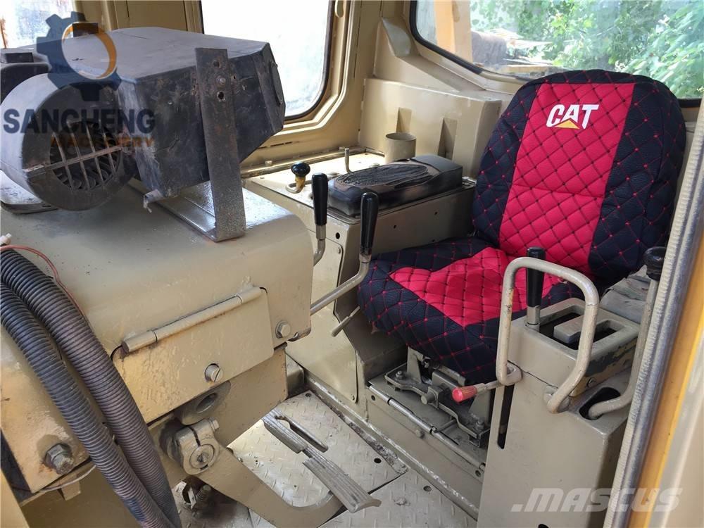 CAT D 8 K Vikšriniai buldozeriai