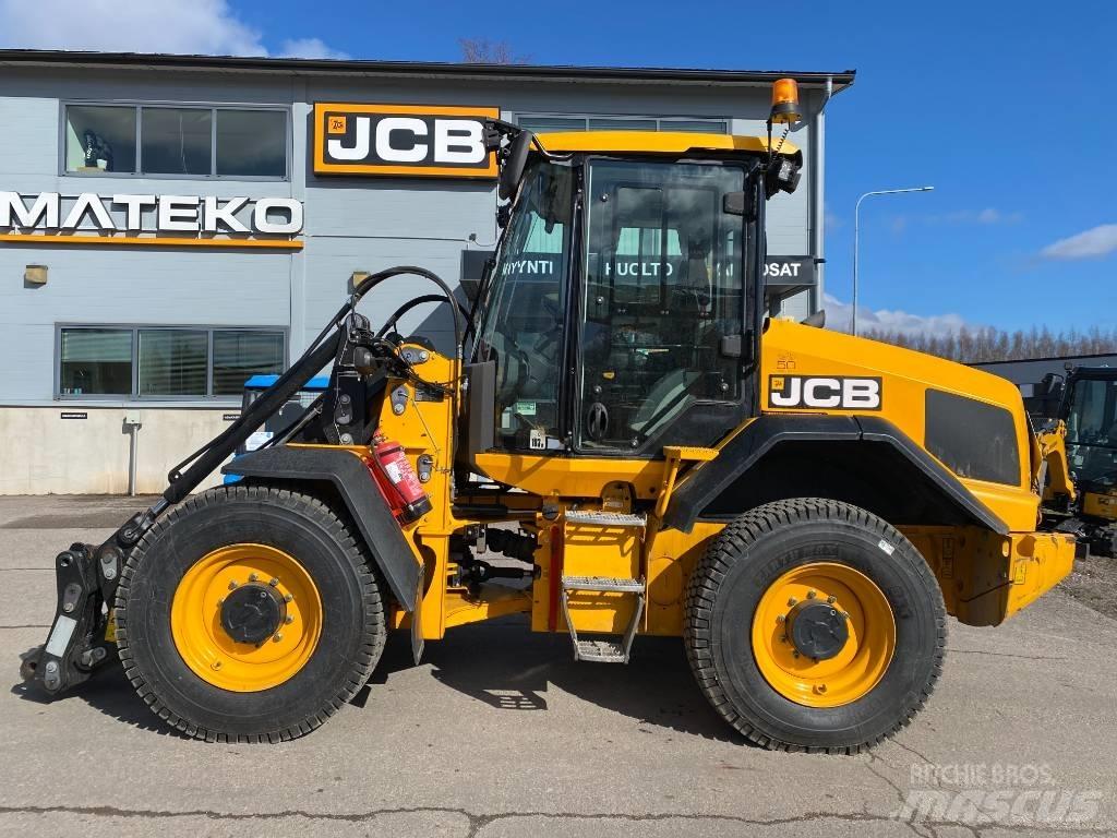 JCB 411 HT T4F Naudoti ratiniai krautuvai