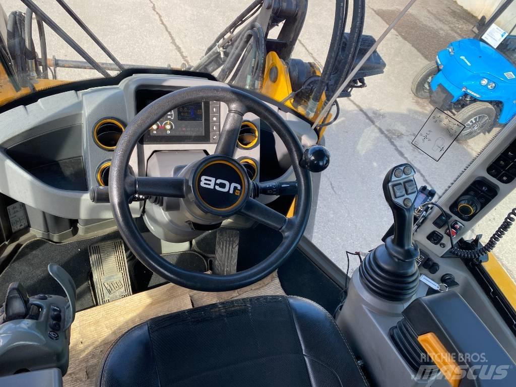 JCB 411 HT T4F Naudoti ratiniai krautuvai