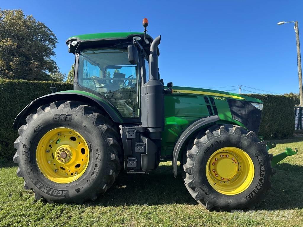 John Deere 7250 R Traktoriai