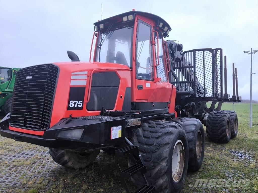 Komatsu 875 Naudoti miškovežiai (Forvarderiai)