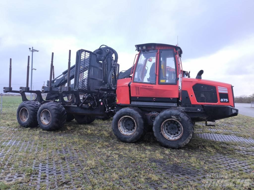 Komatsu 875 Naudoti miškovežiai (Forvarderiai)