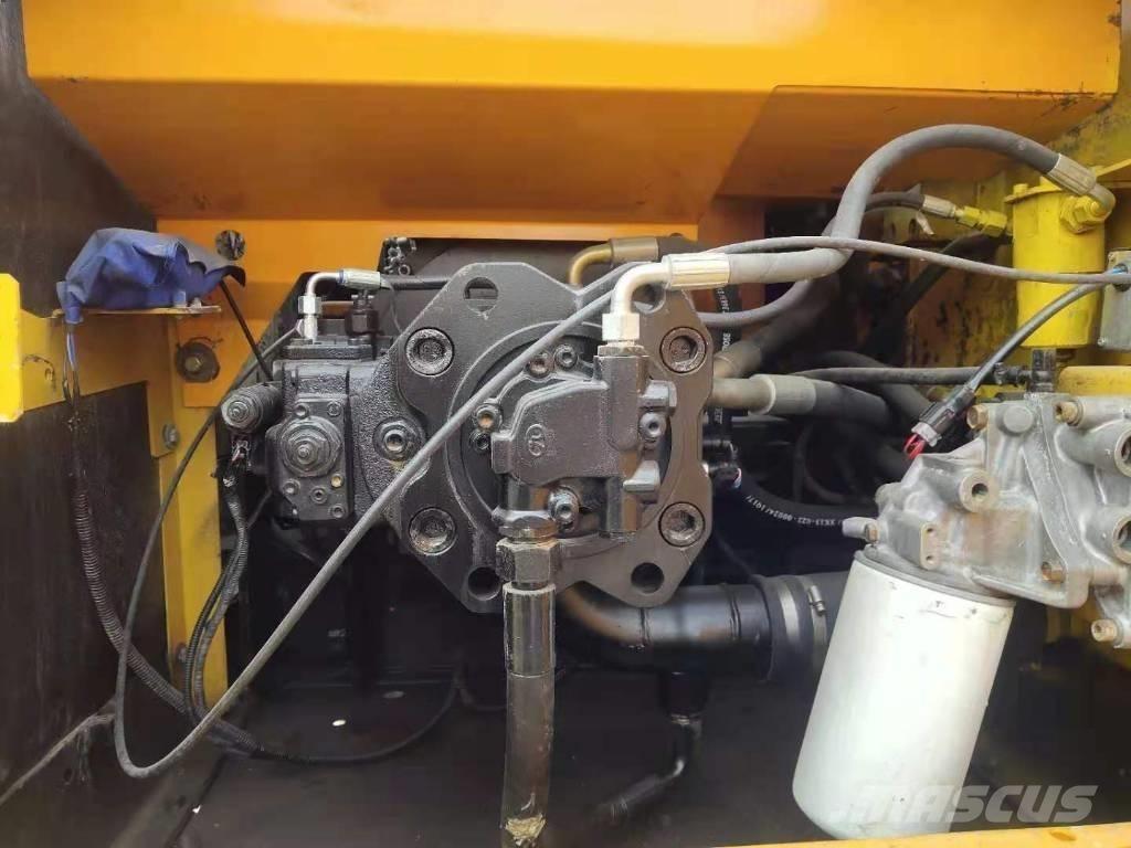 Sany SY 215 C-9 Vikšriniai ekskavatoriai