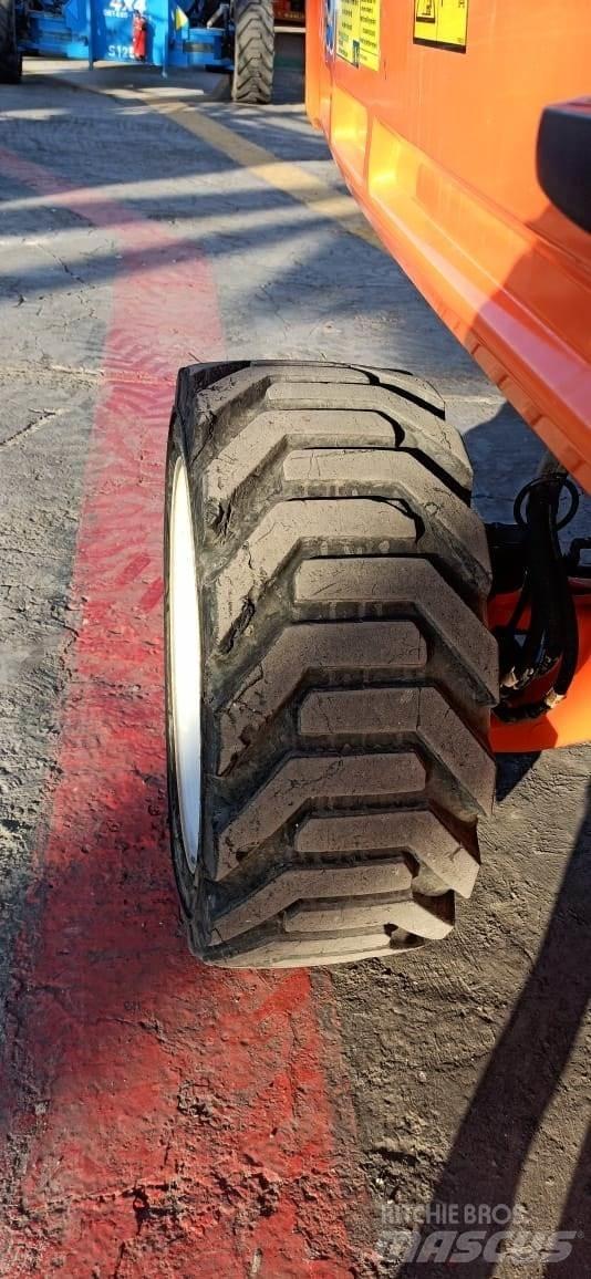 JLG 460SJ Teleskopiniai keltuvai