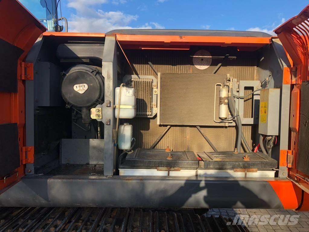 Hitachi ZX 210 LC-3 Vikšriniai ekskavatoriai