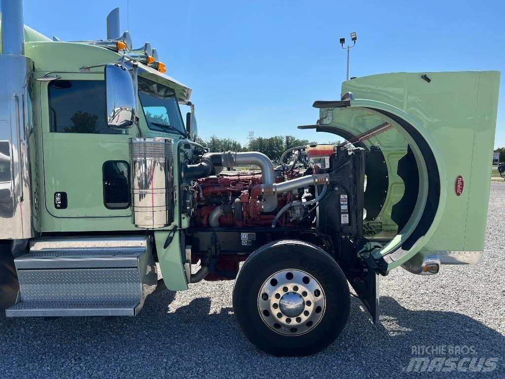 Peterbilt 389 Naudoti vilkikai