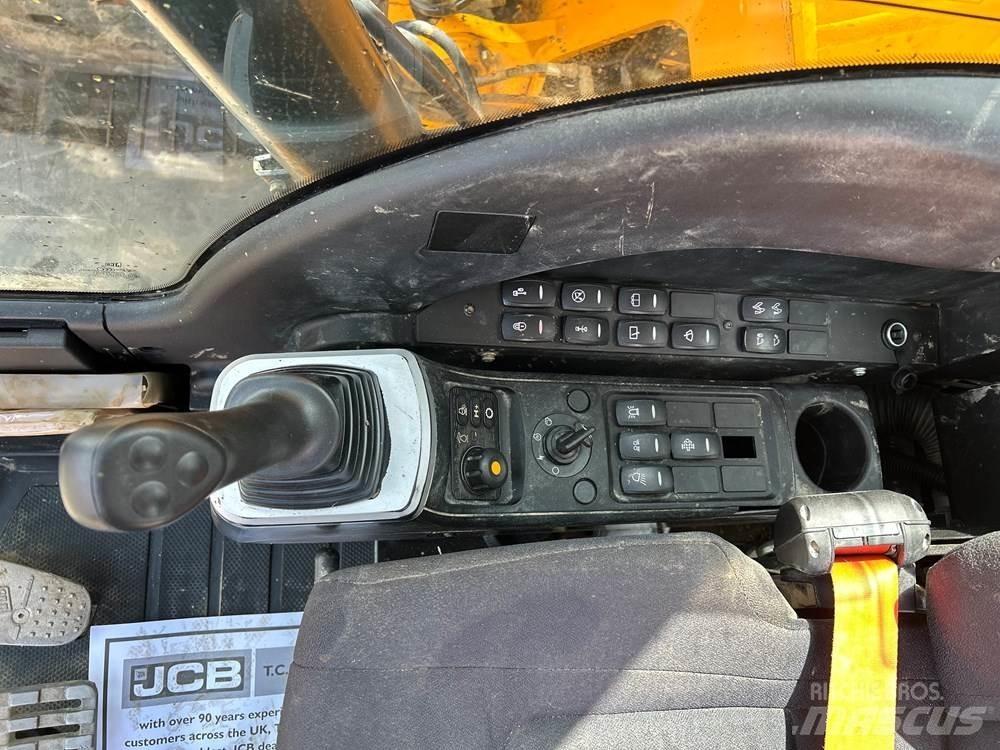 JCB JZ140 Vikšriniai ekskavatoriai