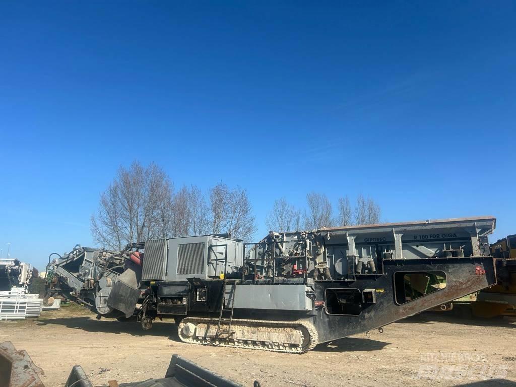 GIPO R100 FDR GIGA Mobilūs smulkintuvai