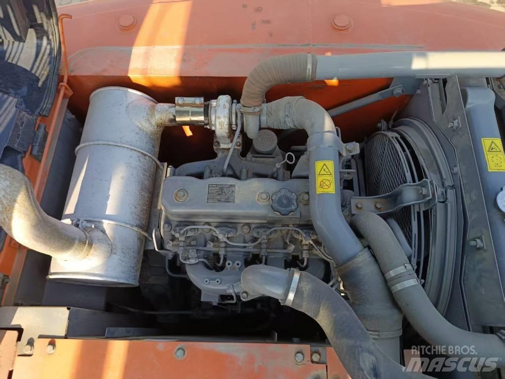 Hitachi ZX 160 Vikšriniai ekskavatoriai