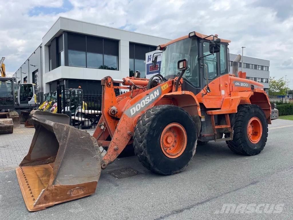 Doosan DL200-3 | A/C Naudoti ratiniai krautuvai