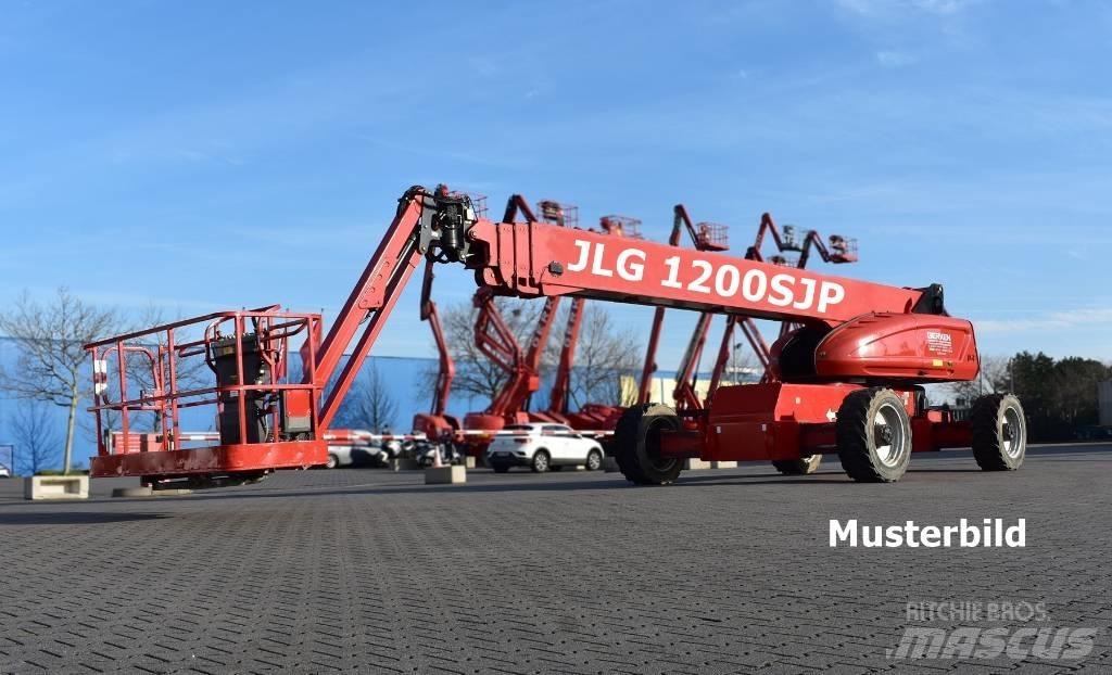 JLG 1200 SJP Teleskopiniai keltuvai