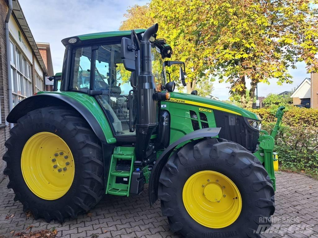 John Deere 6120M Traktoriai