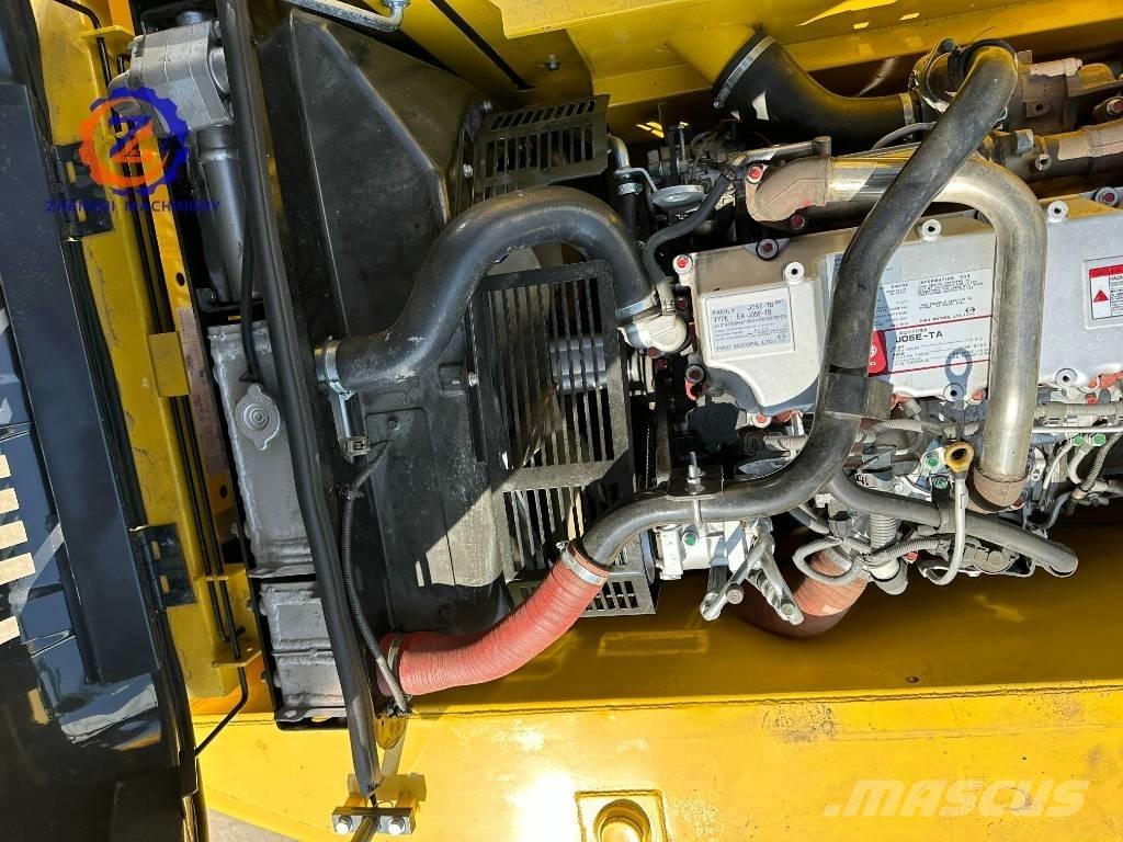 Kobelco SK 200 Vikšriniai ekskavatoriai