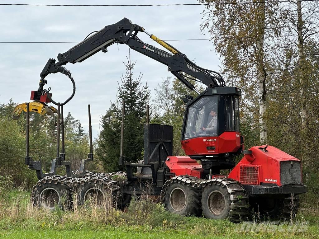 Valmet 801 Combi Medkirtės