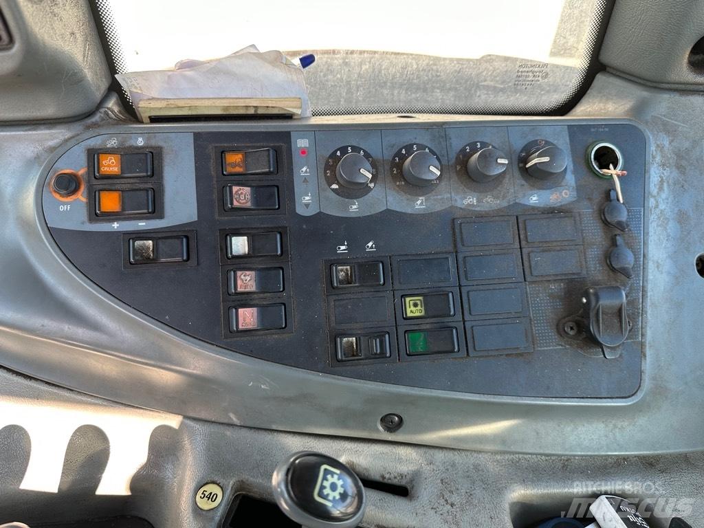 Valtra N101 Traktoriai