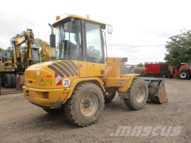 Volvo L 30 B Naudoti ratiniai krautuvai
