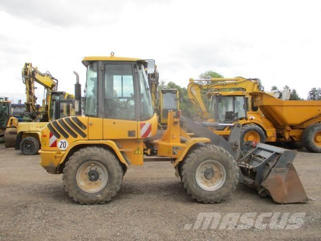 Volvo L 30 B Naudoti ratiniai krautuvai