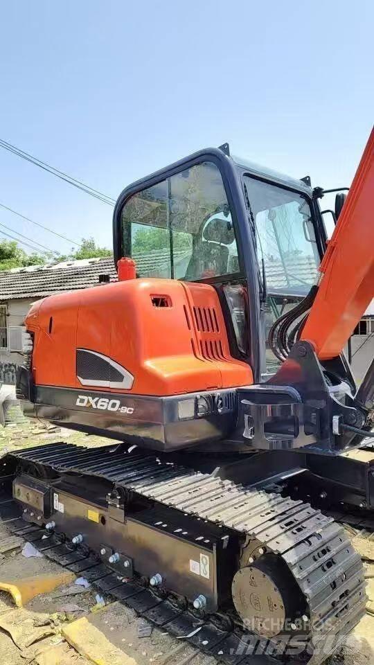 Doosan DX60 Mini ekskavatoriai < 7 t
