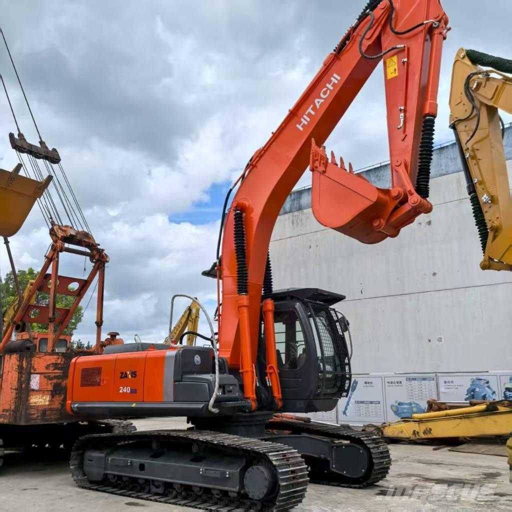 Hitachi ZX 240 HG Vikšriniai ekskavatoriai