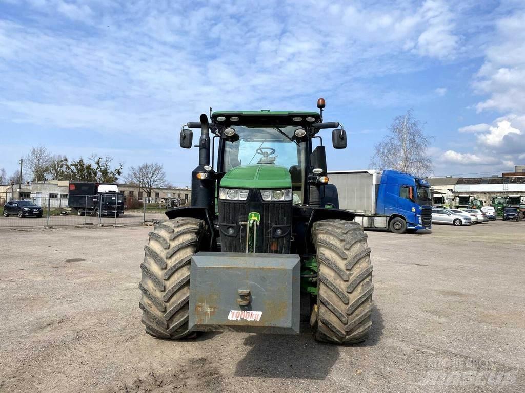 John Deere 7310R Traktoriai