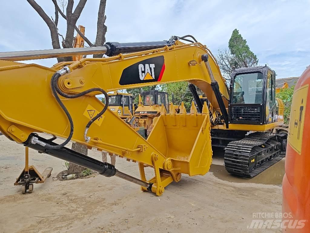 CAT 330D 2L Vikšriniai ekskavatoriai