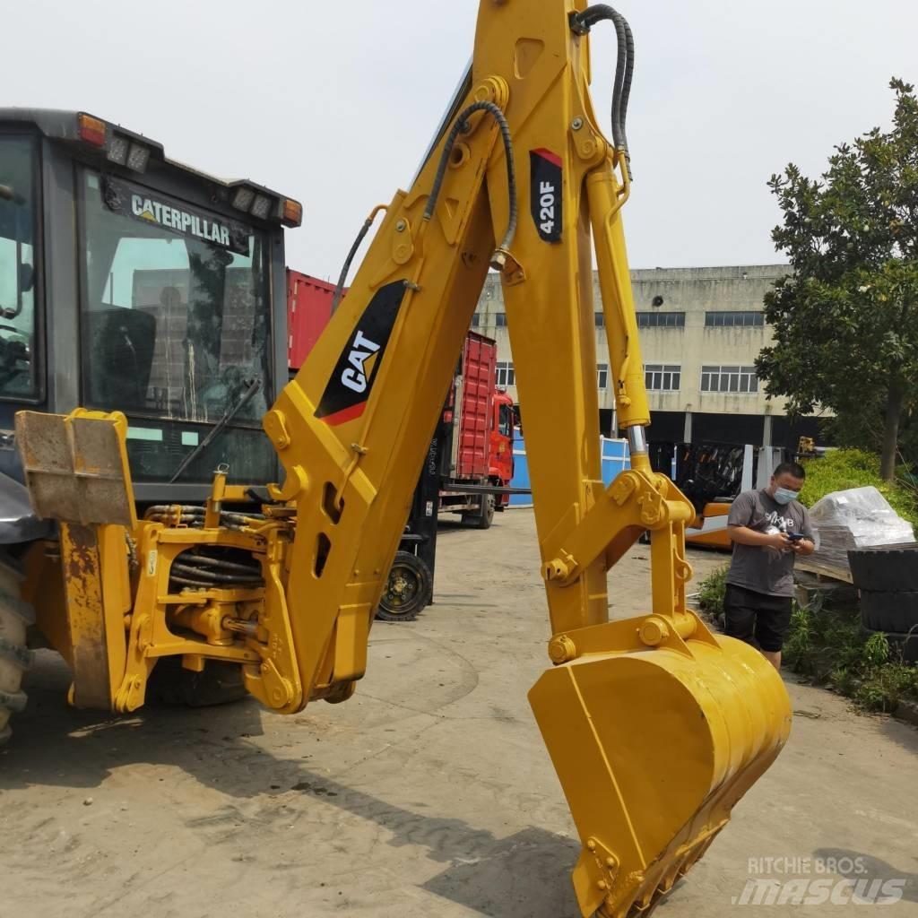 CAT 420 F Ekskavatoriniai krautuvai