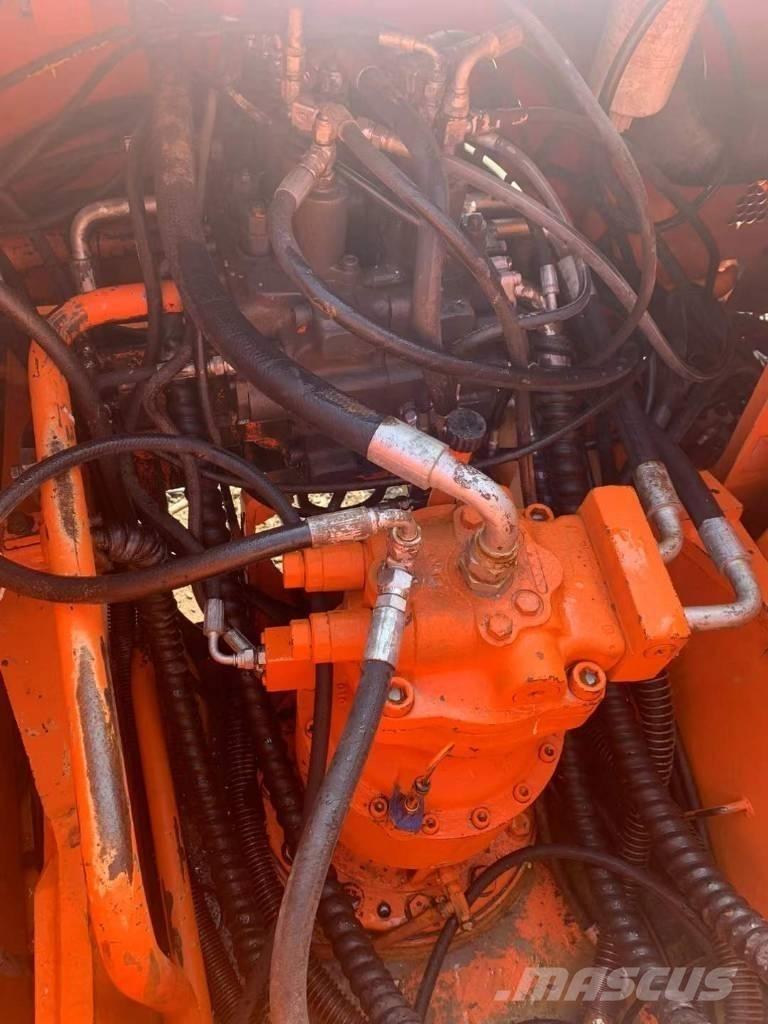 Doosan DH 220 Vikšriniai ekskavatoriai