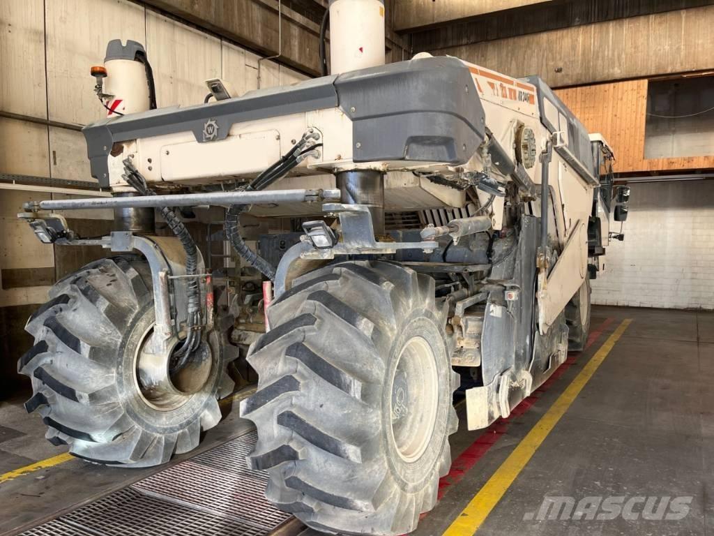 Wirtgen WR 240i Kiti kelių tiesimo įrengimai