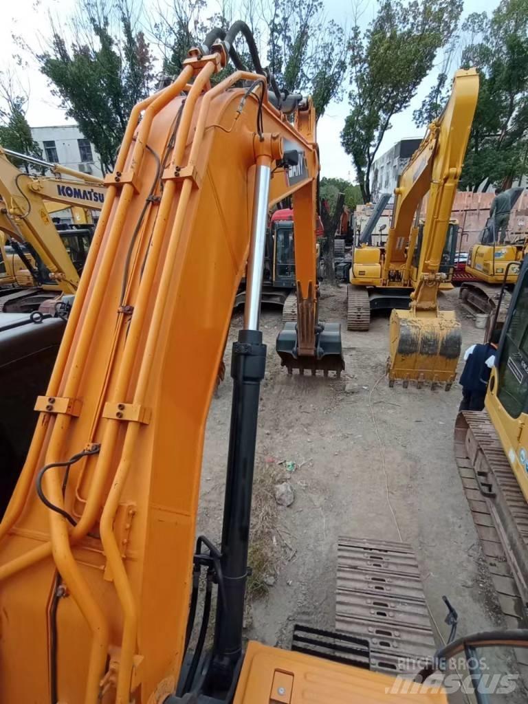 Hyundai Robex 215-9T Vikšriniai ekskavatoriai
