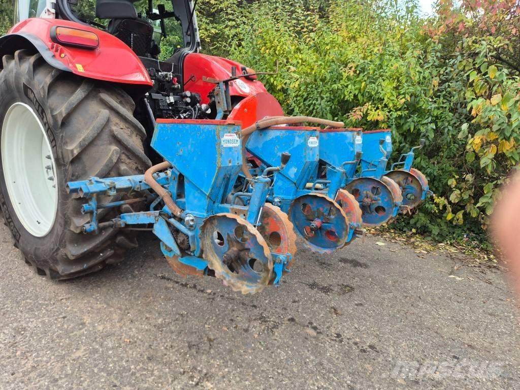 Monosem 4 row Tiksli sėjimo technika